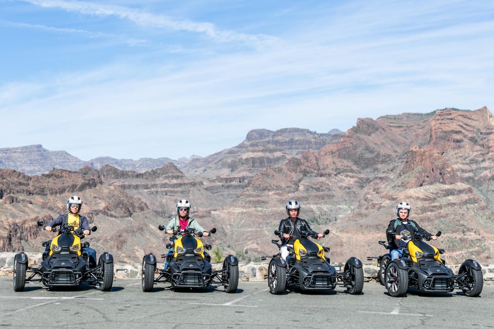 Maspalomas: Ryker Moto Tour to Fataga (Mountain buggy) - Mirador Astronómico de la Degollada de las Yeguas: the big view back to the dunes