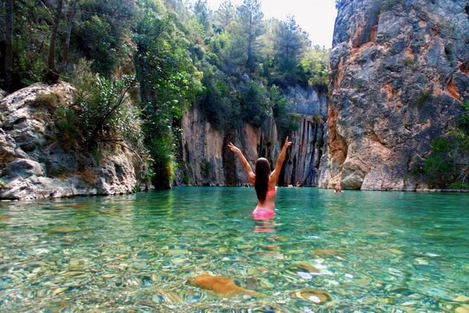 Montanejos Hiking Tour & Thermal Pools from Valencia - Stop 2: Fuentes de los Baños—Thermal Water at ~23°C, Not a Sauna