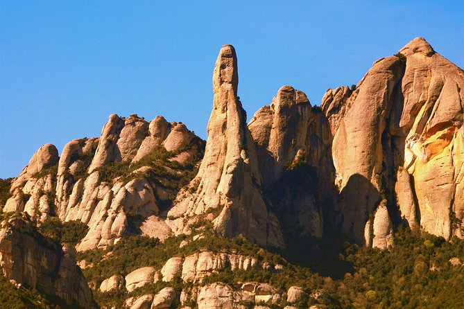 Montserrat Half Day with Cable Car and Easy Hike from Barcelona - Guides and language: you’ll be in good hands