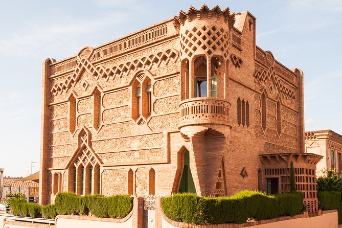 Montserrat Tour with Black Madonna & Two Departure Options - Montserrat from Barcelona, without the stress