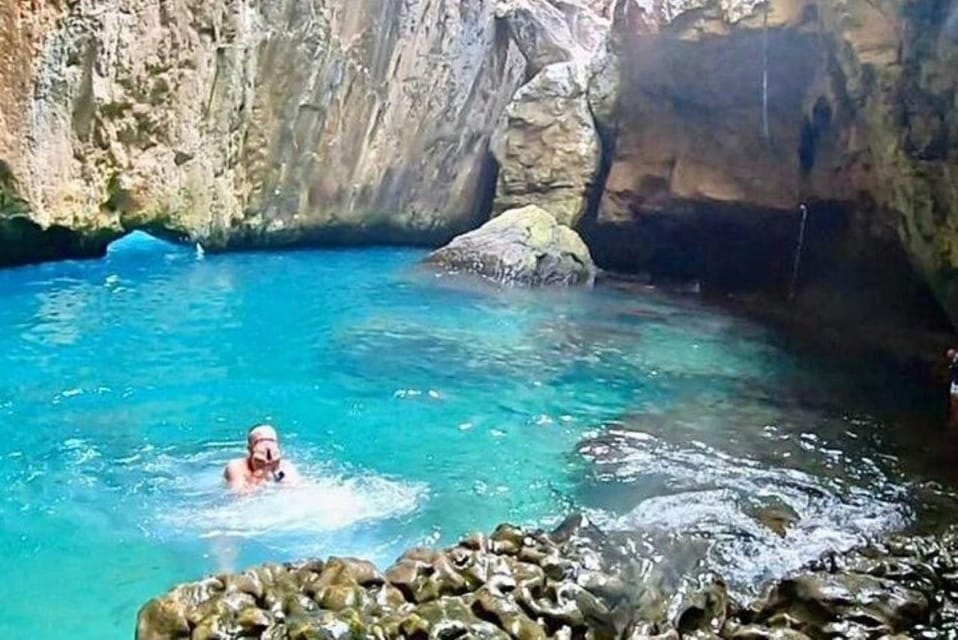Moraig: Kayak Excursion to Moraig & Cave peces-testos - Key highlights you’ll feel right away