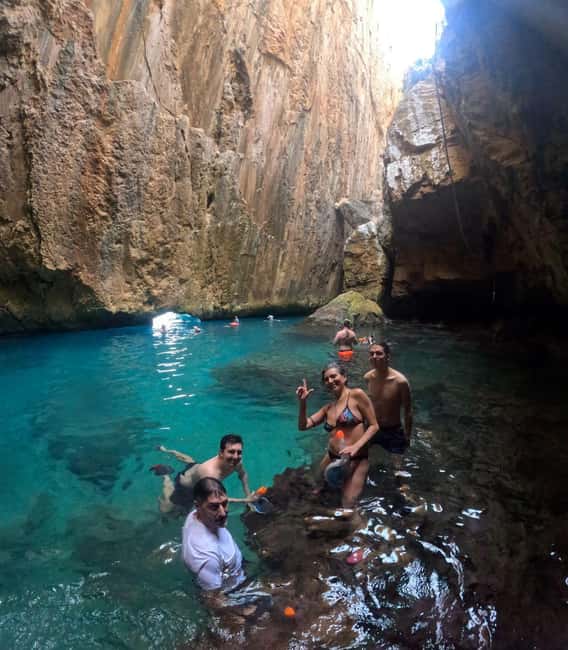 Moraig: Kayak Excursion to Moraig & Cave peces-testos - Timing and the parking reality at Cumbre del Sol