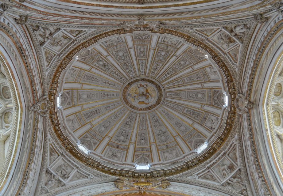 Mosque-Cathedral of Cordoba and Jewish Quarter Tour - Should you book this Mosque-Cathedral and Jewish Quarter tour?