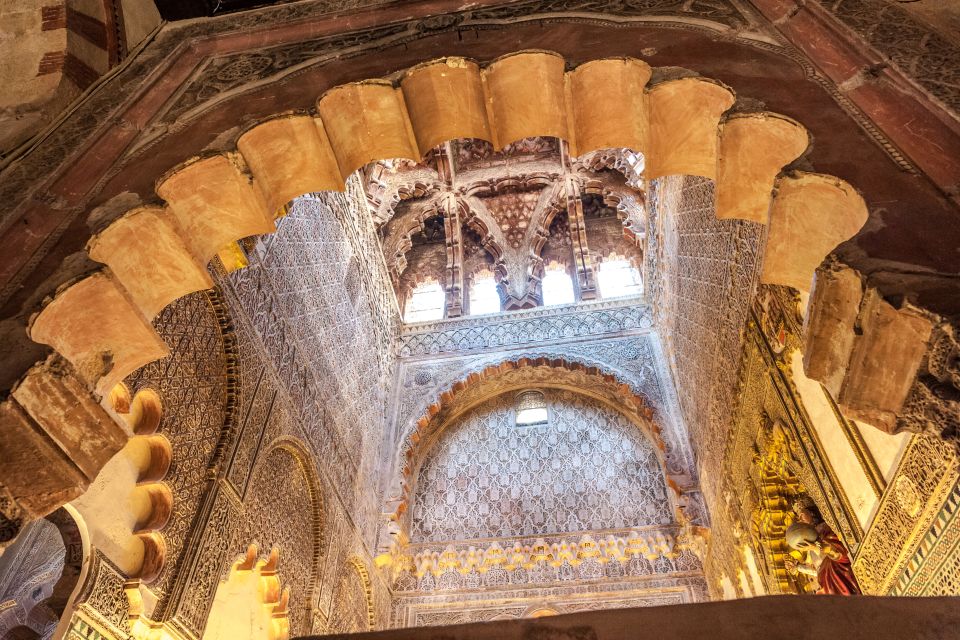 Mosque-Cathedral of Córdoba Guided Tour with Tickets - Understanding the mosque-to-cathedral transformation without getting lost