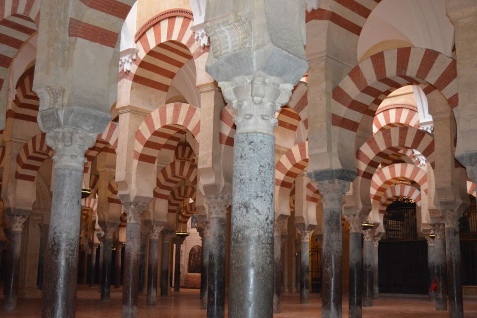 Mosque-Cathedral Small Group Guided Tour - Who this tour suits best (and who might want DIY time)