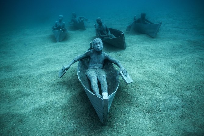 Museo Atlantico for certified divers - Getting to the museum: Playa Blanca pickup and a short boat ride