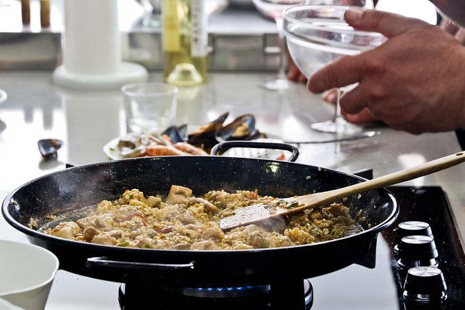 Paella Cooking Class in Malaga - Olive Oil, Gazpacho, and the Starter Game Plan