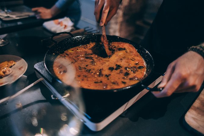 Paella Cooking Class with Professional Chef: Four Course Dinner - Cava welcome and pa amb tomàquet: the simple starter that sets the tone