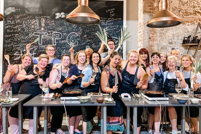 Paella Cooking Class with Professional Chef: Four Course Dinner - Should you book Paella Club’s four-course paella experience?
