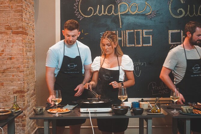 Paella Experience and Bottomless Wine in Barcelona - Quick hits before you go