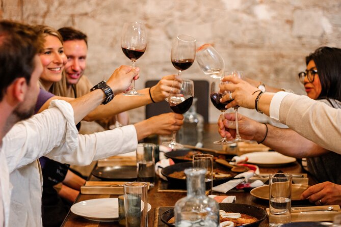 Paella Experience and Bottomless Wine in Barcelona - The cooking workshop: from pa amb tomaquet to real paella steps