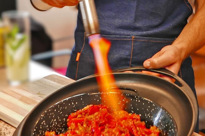 Paella & market in small group with Valencia’s Champion 2025 - Photos, dancing, and the extras that make it feel like a day out