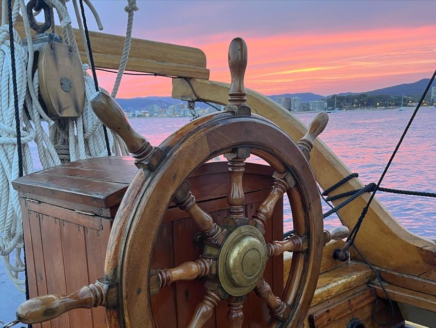 Palamós: Sunset Boat Tour with Glass of Cava - Who This Tour Fits Best (and Who Might Want Something Else)
