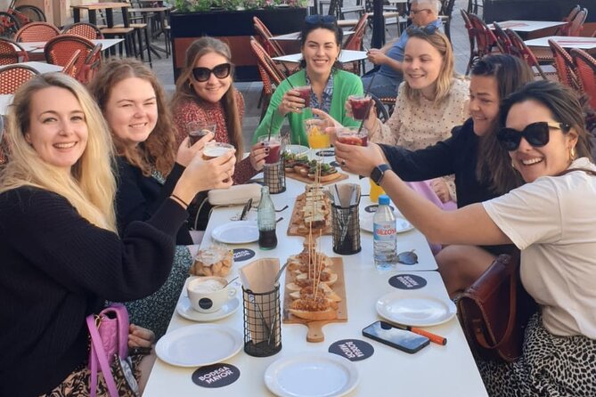 Palma de Mallorca Bike Tour with tapas - Passeig des Born and the Gothic civil buildings: where the city breathes