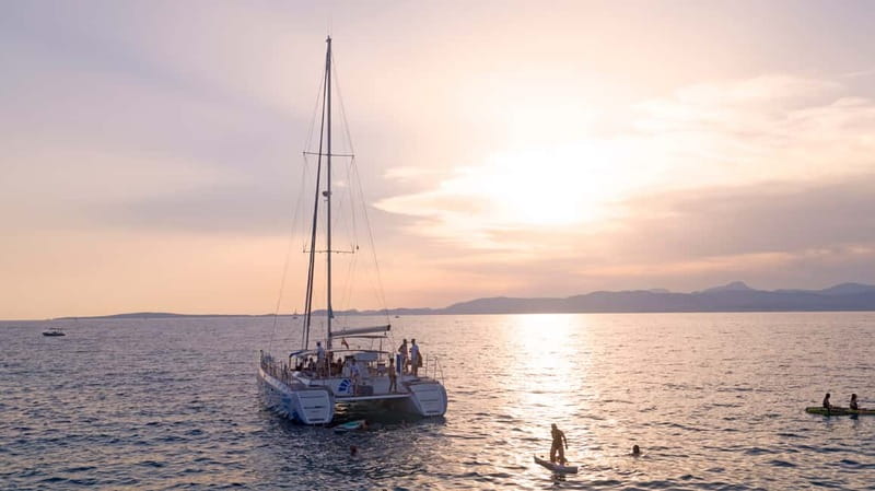 Palma de Mallorca: Deluxe Catamaran Sailing Tour with Meal - The Oasis catamaran: “deluxe” that feels practical on the water