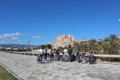 Palma de Mallorca Easy Bike Tour (Small Groups) - Call & Ride Mallorca: bikes, helmets, and the safety briefing that sets the tone
