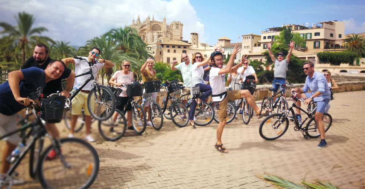 Palma de Mallorca: Guided Bicycle Tour - The Big Picture Route: Seafront to Cathedral, Then Back in Time