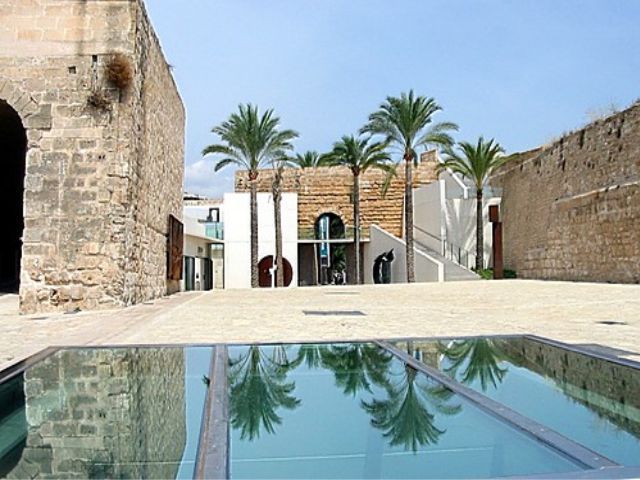 Palma de Mallorca: Guided Tour of the Old Town - Why this 2-hour Palma tour can feel like a bargain