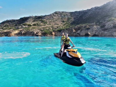 Palma de Mallorca: Los Deltas Jet Ski Tour - Meeting at Club Naturico Cala Gamba and starting with the briefing