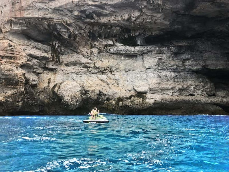Palma de Mallorca: Los Deltas Jet Ski Tour - Cala Blava and Son Veri on the way back: keep your eyes up