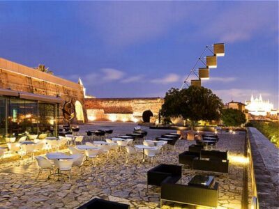 Palma de Mallorca: Old Town Atmospheric Evening Tour - Where You Start Near Parc de la Mar and Lennox The Pub