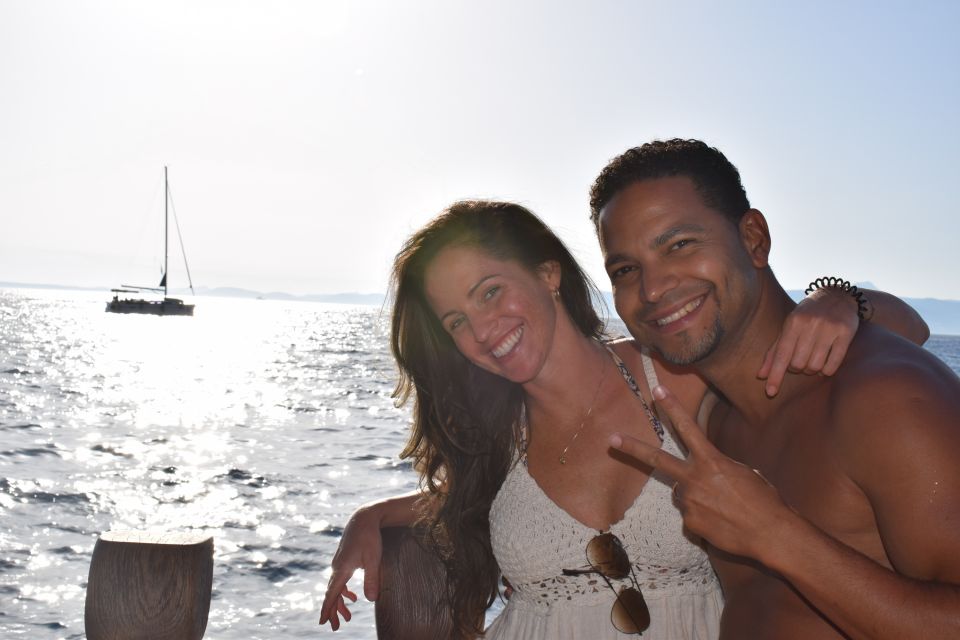 Palma de Mallorca: Palma Bay Boat Tour with Snorkeling - Music, Wi‑Fi, and sports TV: the onboard vibe you should expect