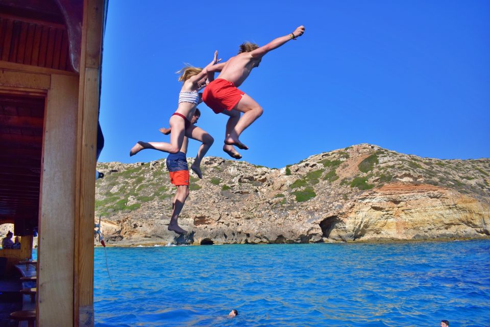 Palma de Mallorca: Palma Bay Boat Tour with Snorkeling - Who this boat tour fits best (and who should skip it)