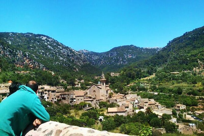 Palma de Mallorca Shore Excursion: Private Tour of Valldemossa, Soller and Serra de Tramuntana - Palma Port to Valldemossa: the quiet start you’ll feel right away