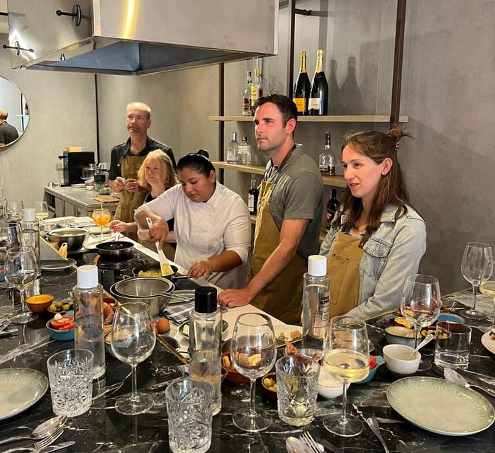 Palma: Mediterranean Cooking Class with Drinks - Drinks included: local wine flow and smart pairing for a cooking class
