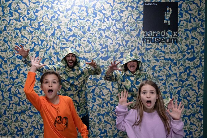 Paradox Museum Barcelona - Staff, comfort, and real-world ease in Barcelona