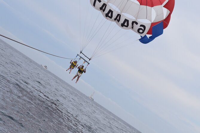 Parasailing in Alicante - Who This Parasailing in Alicante Trip Fits Best