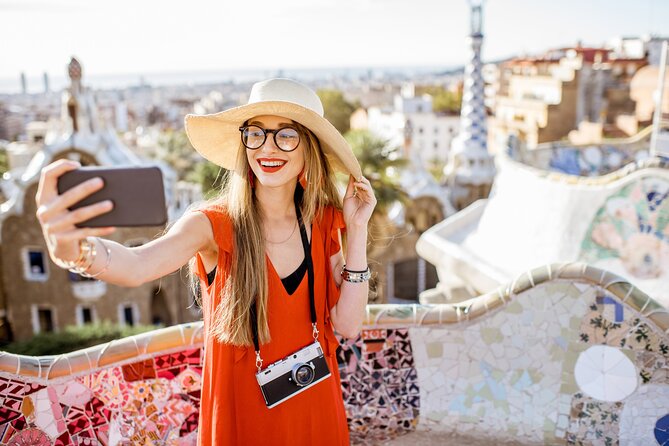 Park Guell Guided Tour with Skip the Line Tickets - Entrance drama: dragon mosaic and fairy-tale gatehouses