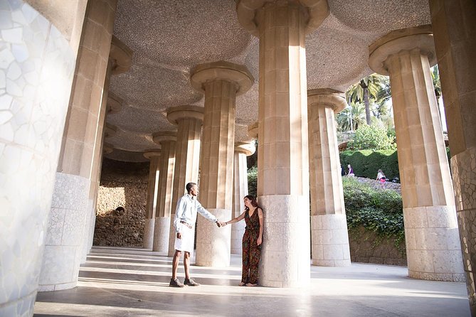 Park Guell Private Photoshoot with Skip the Line Ticket - The meeting point and how the 90 minutes flow