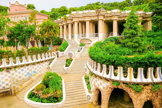 Park Güell Skip-the-Line Guided Tour Barcelona - The 55-minute Park Güell guided walk: what you’ll actually do