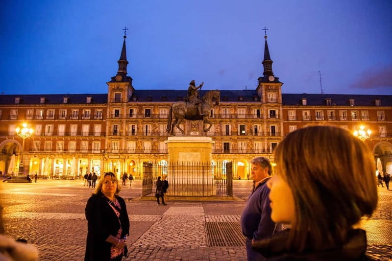 Personalised Traditional Madrid Night Tapas and Drinks Tour - Walking, Timing, and Payment Reality Checks