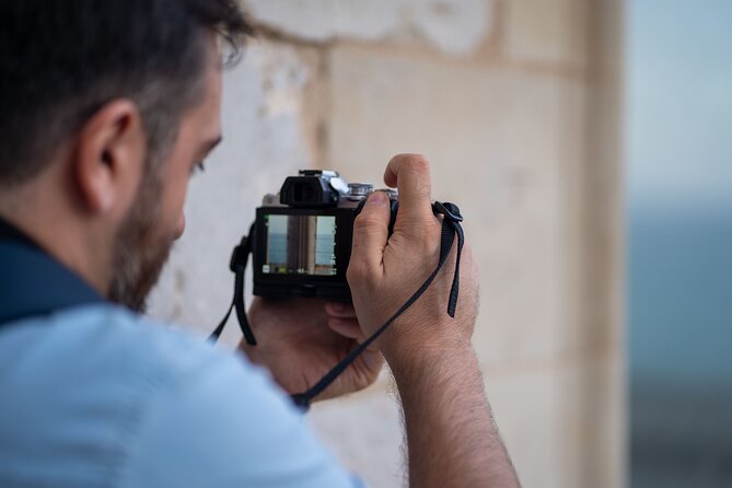 Photo Walking Tour Sitges Experience Beaches and Town - La Chica de la Malvasia: using a landmark to practice composition