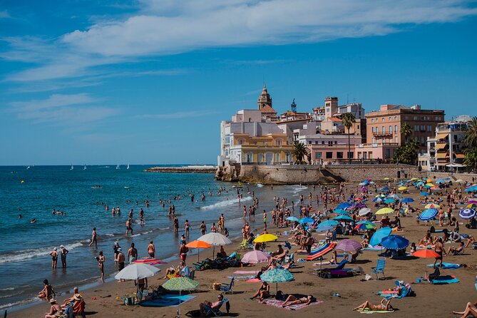 Photo Walking Tour Sitges Experience Beaches and Town - Church of Sant Bartomeu & Santa Tecla: endless angles in a tight area