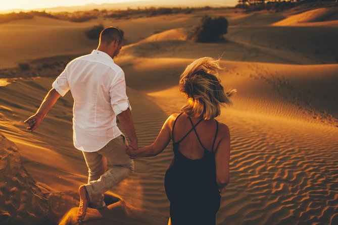 Photoshooting in the Maspalomas Dunes - Jorge’s posing guidance: how you end up looking like yourself