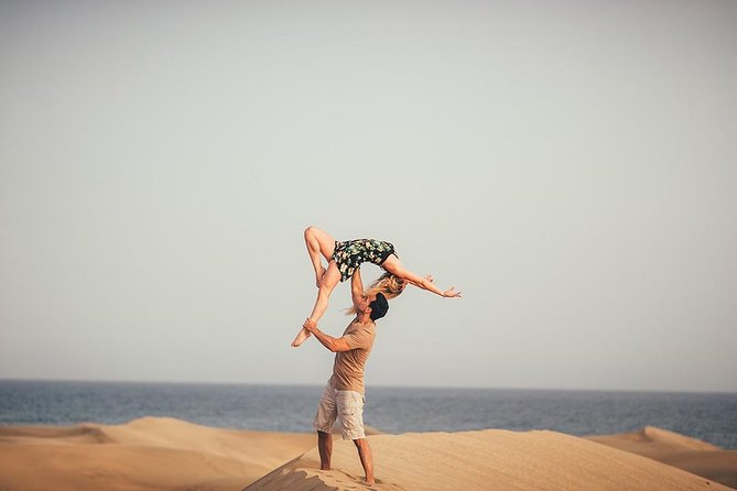 Photoshooting in the Maspalomas Dunes - Who this Maspalomas sunset shoot fits best