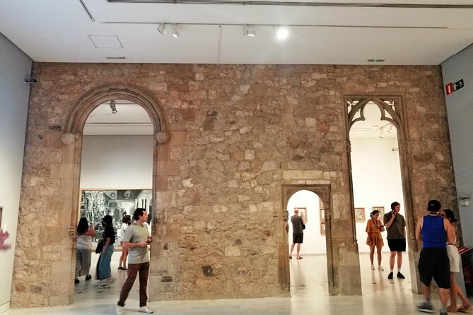 Picasso Museum and Walking Tour Plus Optional Wine & Food Tasting - The price: what you’re really paying for