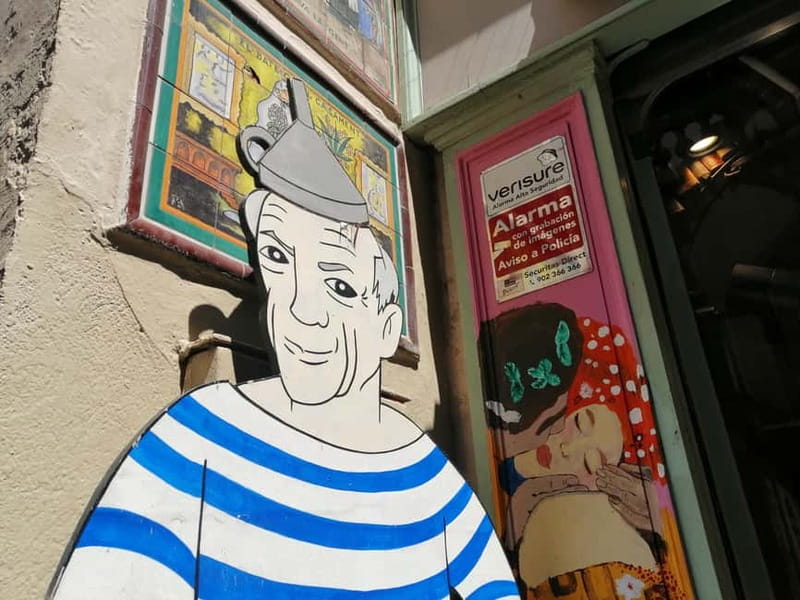 Picasso Museum and Walking Tour Plus Wine Tasting Upgrade - Why this Picasso tour works on foot in Barcelona