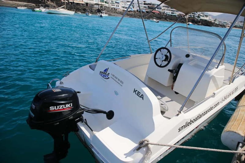Playa Papagayo: Self-Drive Boat Rental - Captain-Your-Own Day: Puerto de Playa Blanca to Playa Papagayo