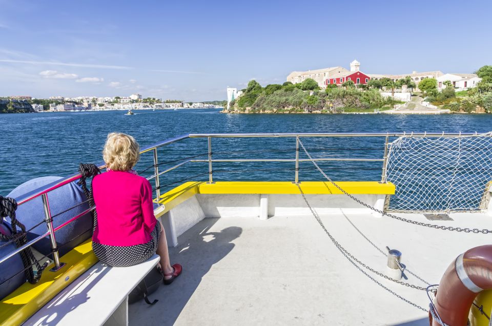 Port Mahon: 1-Hour Harbor Cruise with Underwater Views - Key takeaways before you board