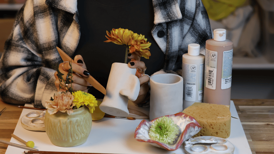 Pottery Workshop and Wine – Barcelona - The complimentary wine: included, but not the point