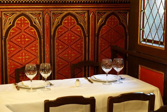 Prado Museum Tour & Lunch at the Oldest Restaurant in the World - Making 1.5 Hours at the Prado Feel Like More