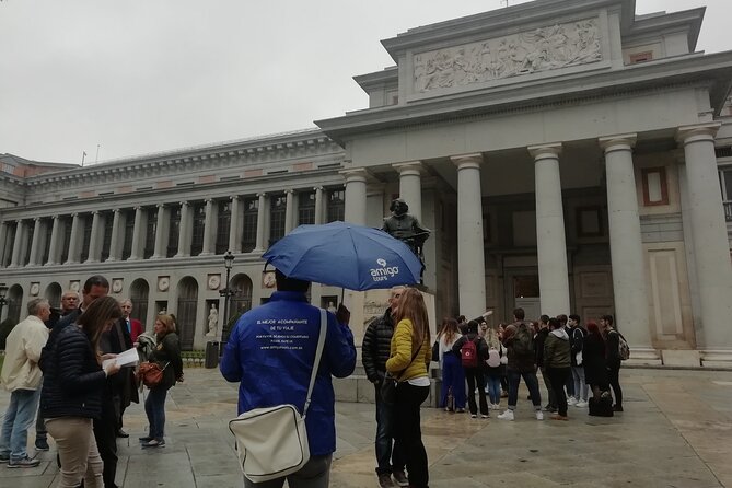 Prado Museum with Reina Sofia Museum Guided Tour - The walk to Reina Sofía: modern Spanish art, timed right