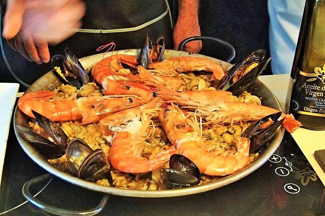 Premium Paella Cooking Class & 10 Spanish Tapas - Practical tips so you enjoy the stairs, wine, and cooking