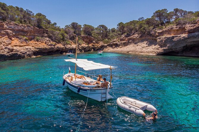 Private 4-hour Mediterranean Boat Tour in Ibiza with Snorkeling - The skipper: what you get from Damian (and Victor’s team)
