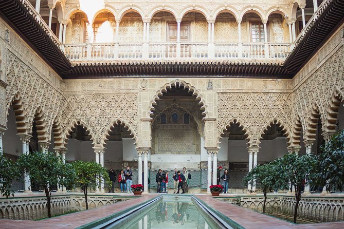 Private Alcazar, Giralda and Cathedral of Seville Tour - What you’re really paying for: less waiting, more seeing