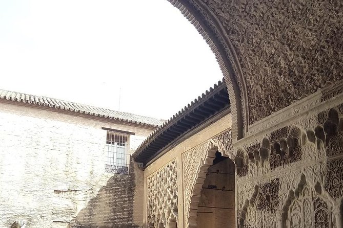 Private Alcazar, Giralda and Cathedral of Seville Tour - Getting started in central Seville (and why the meeting matters)